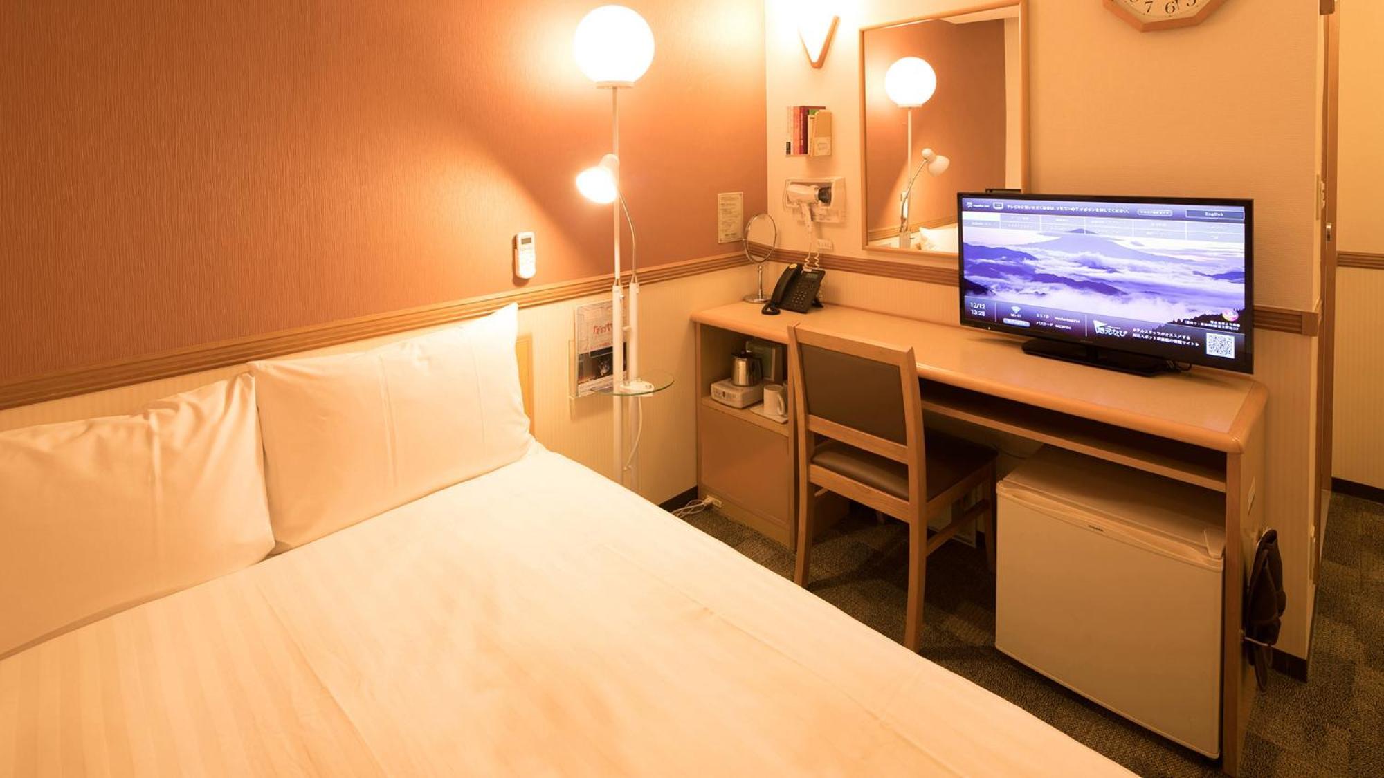 Toyoko Inn Fujisan Numazu Eki Kita Guchi No 2 Rum bild