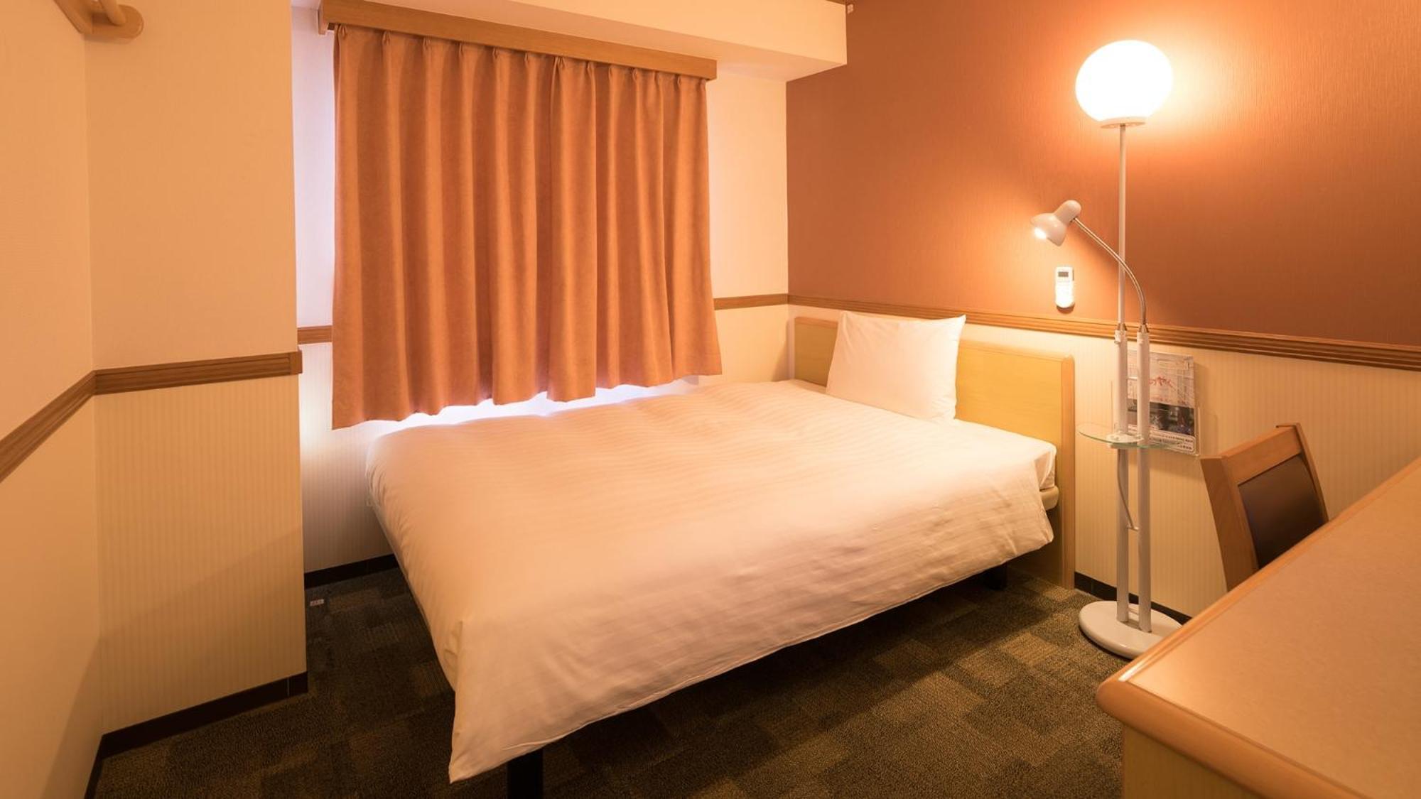 Toyoko Inn Fujisan Numazu Eki Kita Guchi No 2 Rum bild