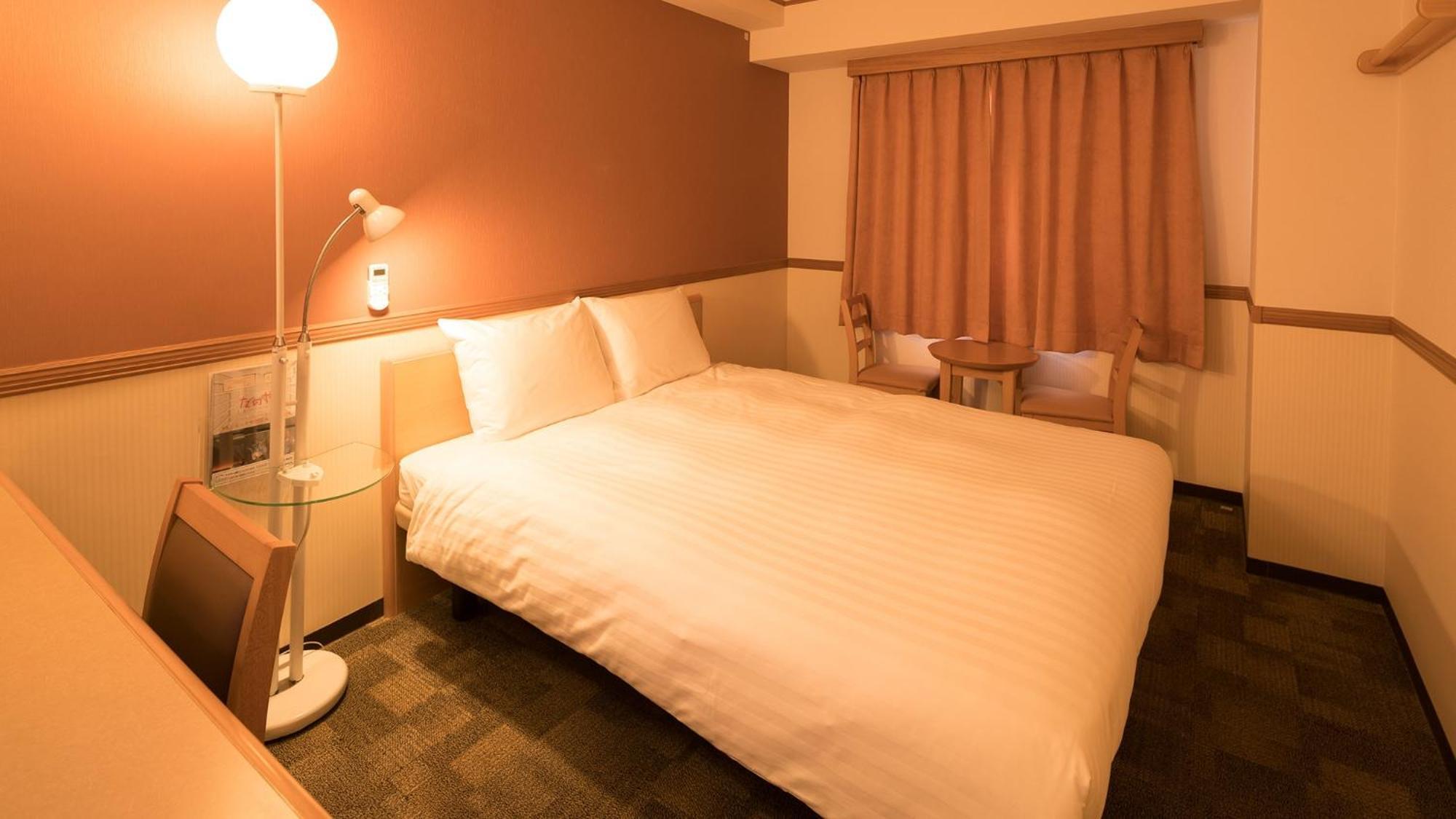 Toyoko Inn Fujisan Numazu Eki Kita Guchi No 2 Rum bild
