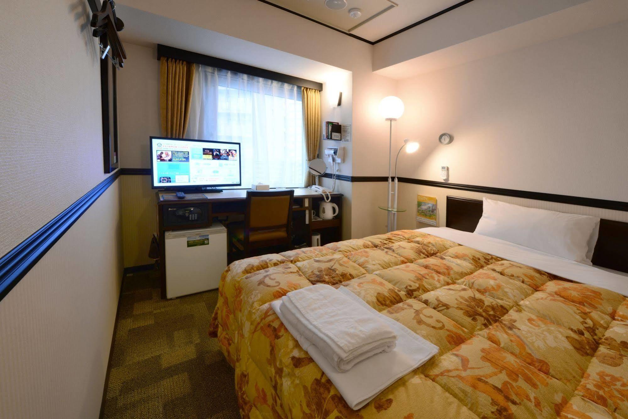 Toyoko Inn Fujisan Numazu Eki Kita Guchi No 2 Exteriör bild
